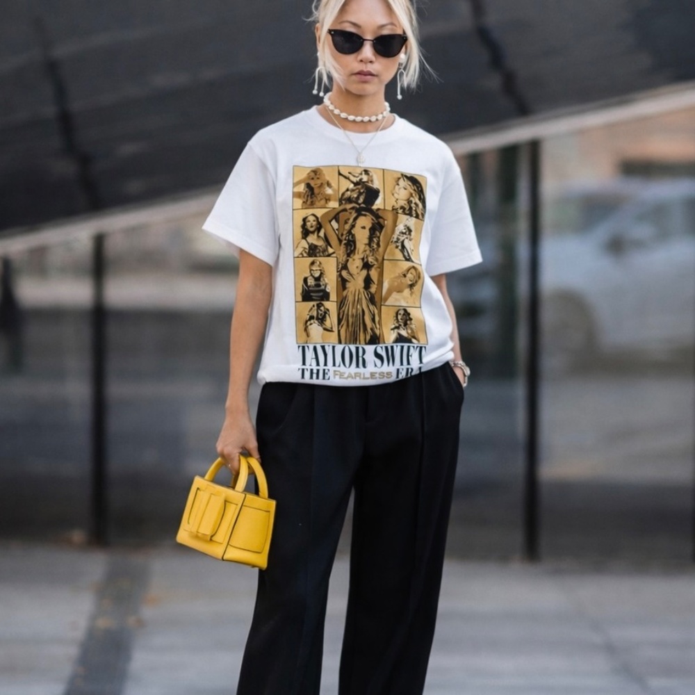 Vintage Taylor Swift Fearless Era Graphic Tee Shirt